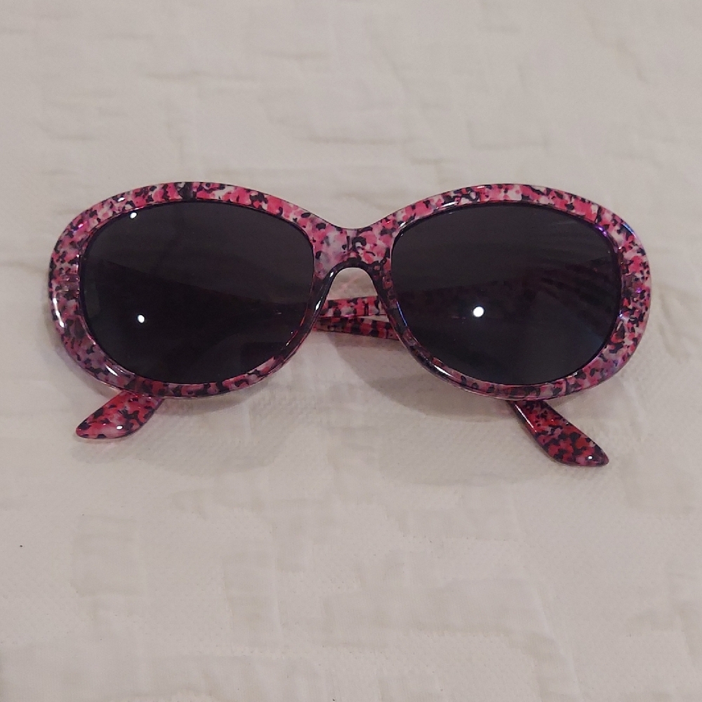 Trendy Pink Patterned Sunglasses - image 1